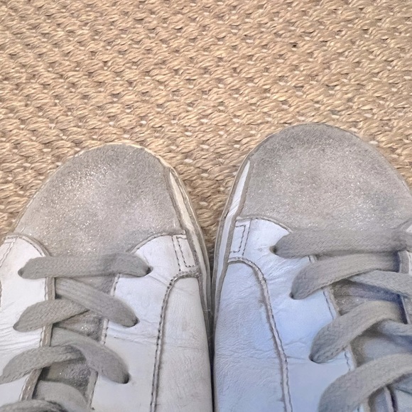 Golden Goose womens low top sneakers sz. 39 (fits like US womens 8) - Picture 5 of 8